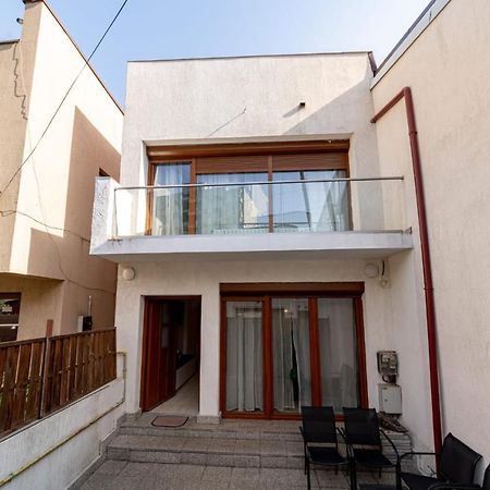City Home Бухарест Экстерьер фото