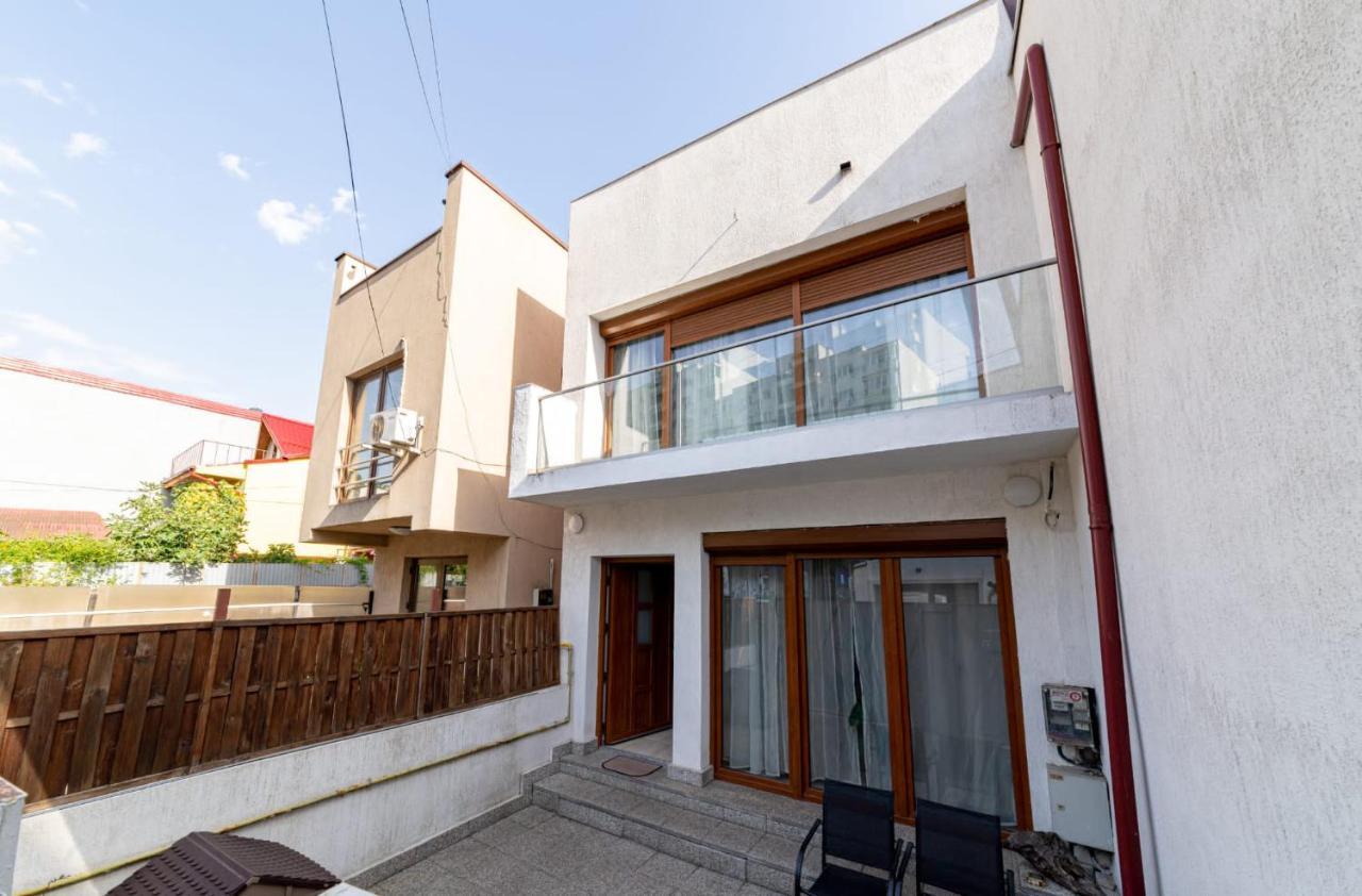 City Home Бухарест Экстерьер фото